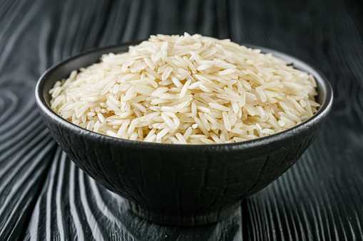 pergunte a um profissional de nutrição: arroz basmati vs arroz de jasmim: qual é mais saudável?