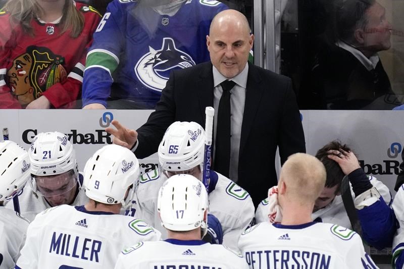canucks' tocchet reflects on year behind the bench in vancouver