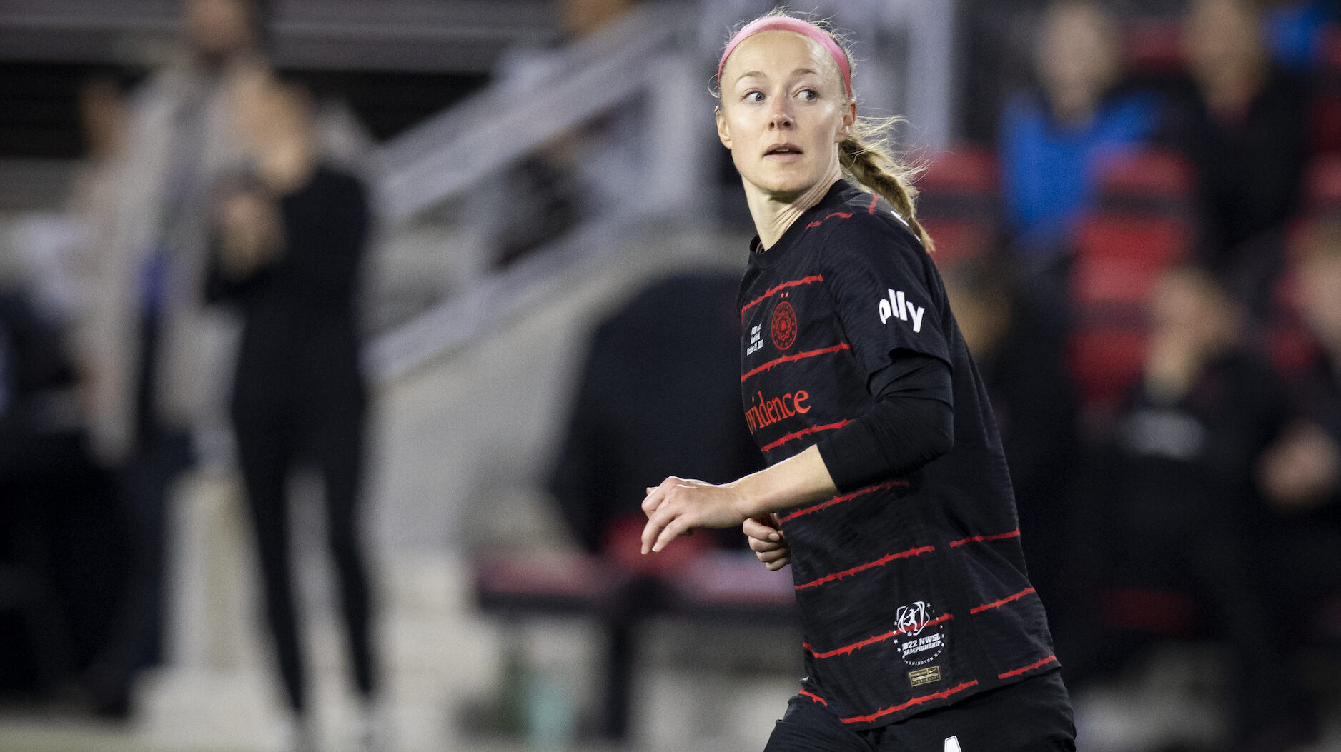 Veteran Defender Becky Sauerbrunn Re-Signs With Portland Thorns Through ...