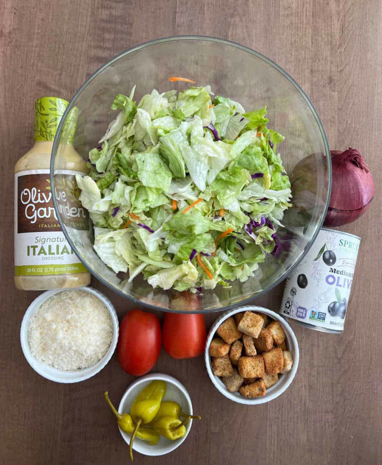 Easy Copycat Olive Garden Salad Recipe