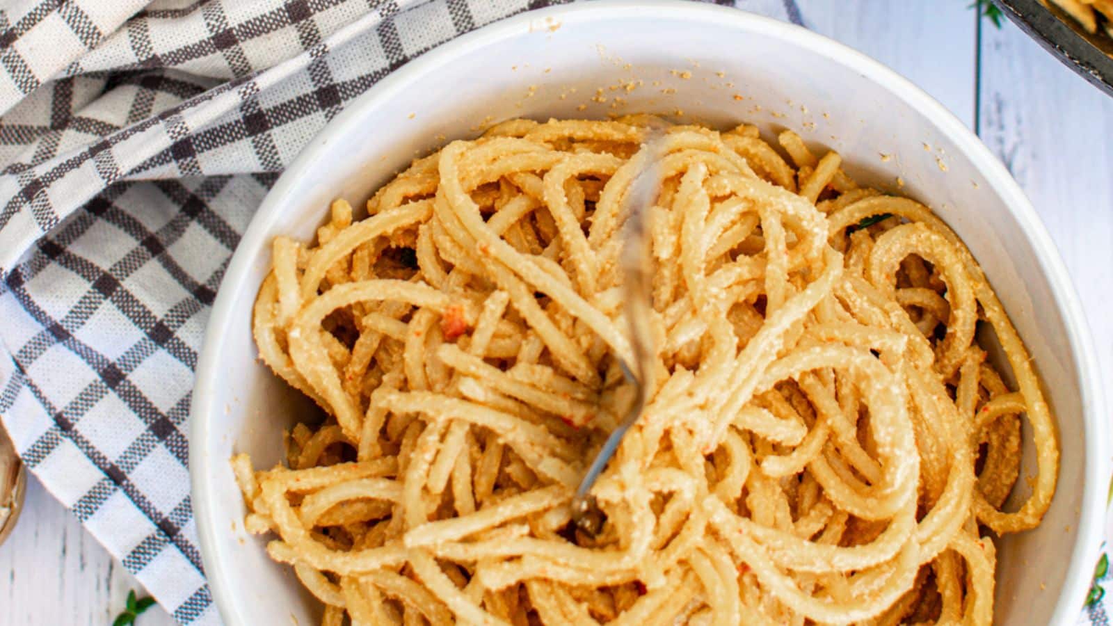 <p>This Creamy Vegan Red Pepper Pasta is a comforting dish. The creamy sauce and tender pasta create a tasty yet nourishing meal. It’s an easy, delicious way to bring some warmth to your Thursday evening.<br><strong>Get the Recipe: </strong><a href="https://twocityvegans.com/creamy-vegan-red-pepper-pasta/?utm_source=msn&utm_medium=page&utm_campaign=msn" rel="noopener">Creamy Vegan Red Pepper Pasta</a></p>