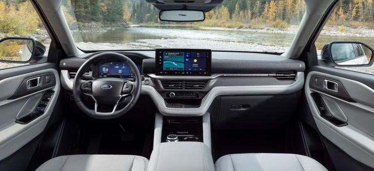 2025 Ford Explorer Gets New Looks and a Better Infotainment System