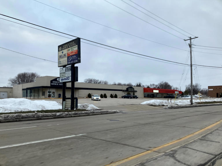 Kwik Trip in February 2024 will meet with neighbors to discuss plans to build a new store in the 1000 block of West Mason Street. The site currently is home to office suites and a strip mall.