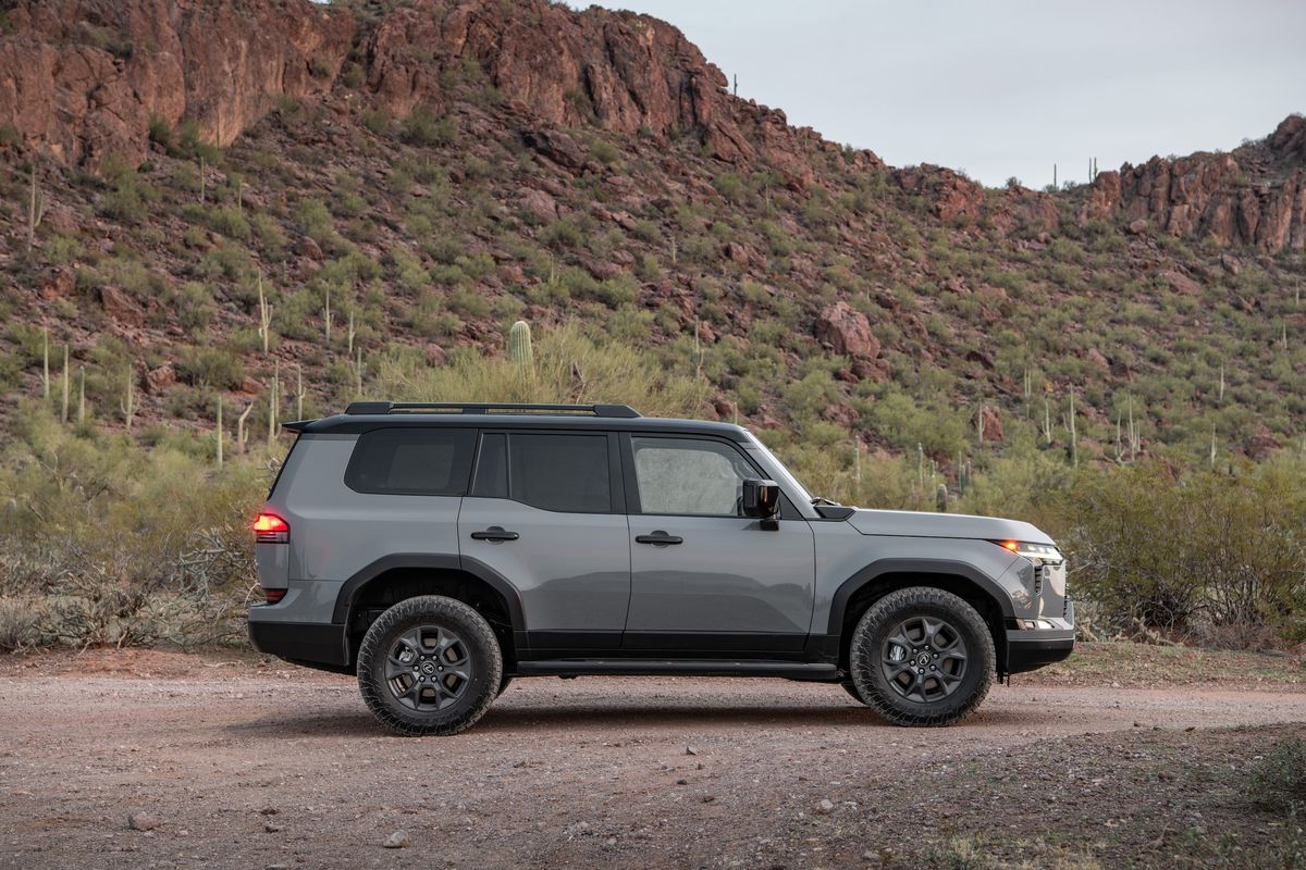 See the 2024 Lexus GX 550 From Every Angle