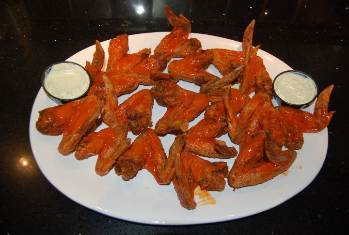 15 Of The Best Chicken Wings Hotspots In The U.S.