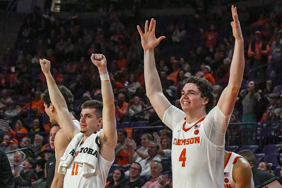 Bracketology: Clemson On The Move In Joe Lunardi's Latest Projections