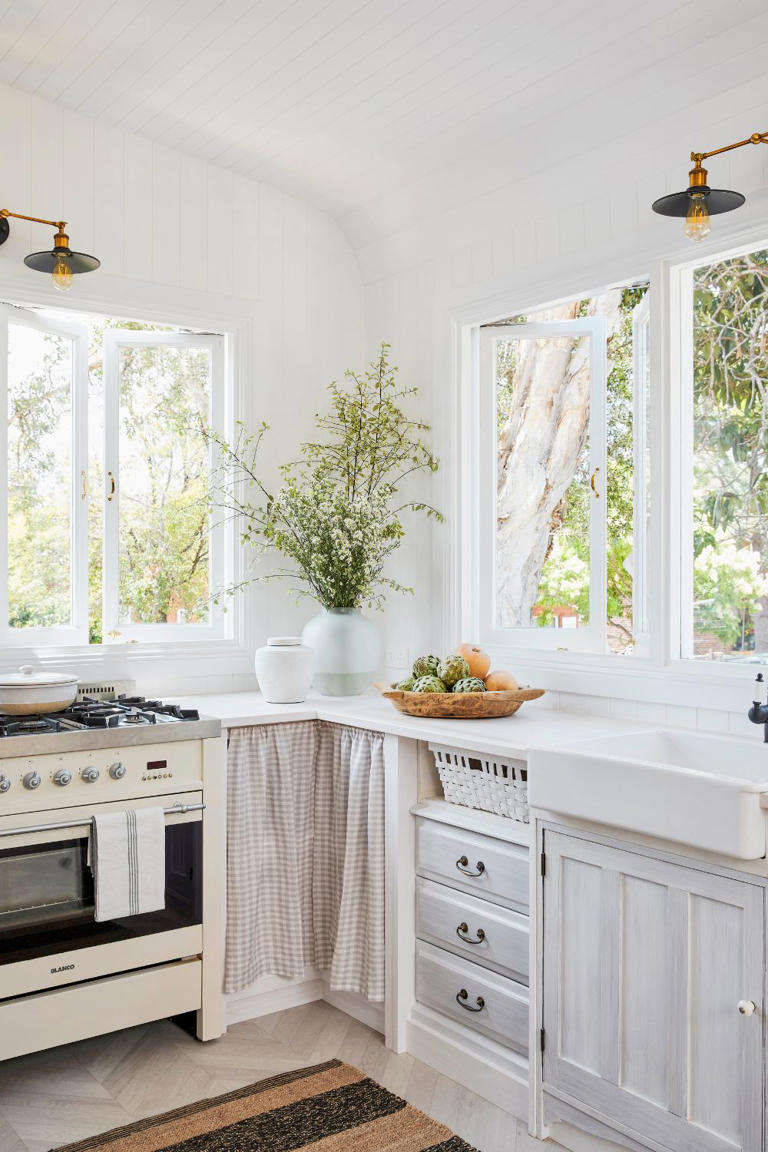 How To Build A Kitchen Cabinet