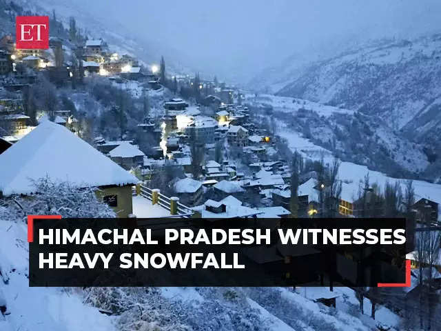 Himachal Pradesh Witnesses Heavy Snowfall: Thick Layer Of Snow Covers ...