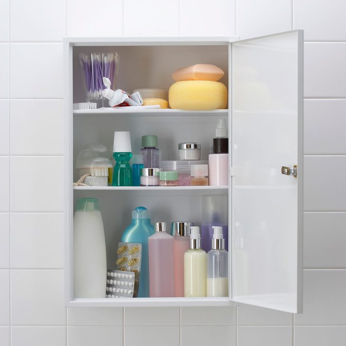 Bathroom Cabinet Organizers 10 Smart Ideas For Storage   BB1hEUjX.img