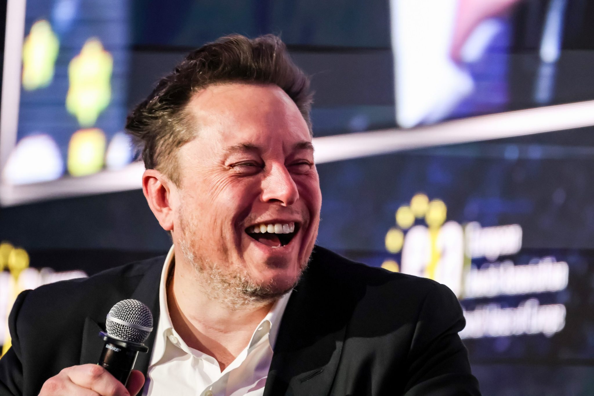 Elon Musk Blasts Judge That Voided His $56 Billion Tesla Pay Package ...