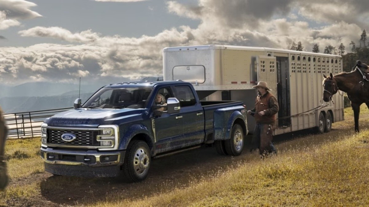 2024 Ford Super Duty Models Pricing And Towing Capacity   BB1hFH4p.img