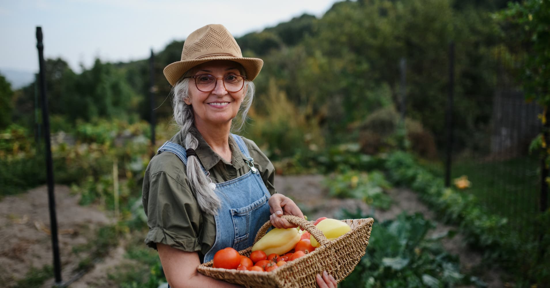 people on this tiny island in italy live to 100—here's exactly what they eat to live so long