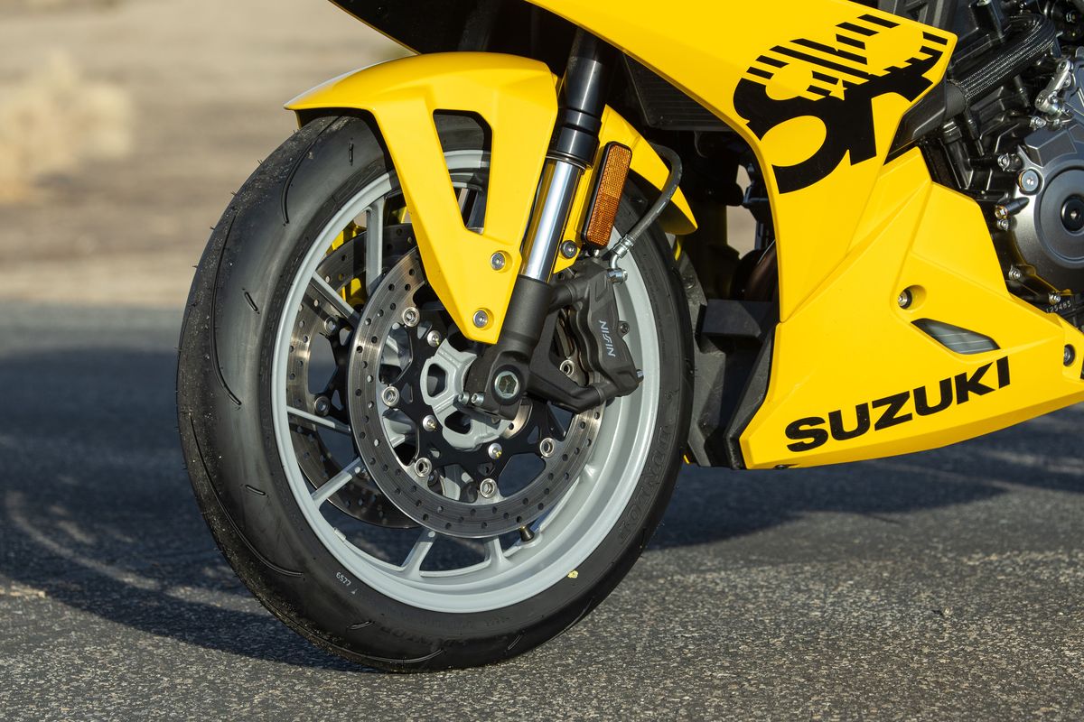 Gallery 2024 Suzuki GSX8R Motorcycle