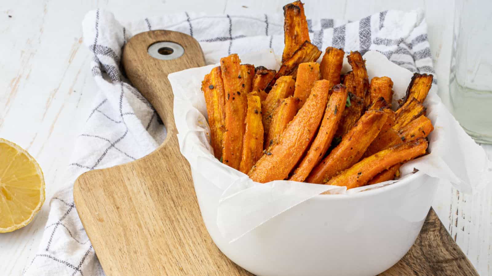 <p>These air fryer carrot fries are a unique and tasty alternative to traditional game day snacks. Crispy and flavorful, they’re a healthier option that doesn’t compromise on taste. Perfect for dipping and snacking, these carrot fries add a pop of color and nutrition to your spread.<br><strong>Get the Recipe: </strong><a href="https://twocityvegans.com/air-fryer-carrot-fries/?utm_source=msn&utm_medium=page&utm_campaign=msn" rel="noopener">Air Fryer Carrot Fries</a></p>