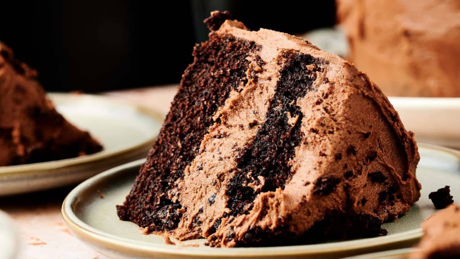 <p>Satisfy your sweet tooth quickly with this air fryer chocolate cake. Rich, moist, and delectable, it’s a hassle-free way to bake a cake without heating up your kitchen. Perfect for last-minute guests or when you need a quick dessert. This hack proves that the air fryer isn’t just for savory dishes.<br><strong>Get the Recipe: </strong><a href="https://www.splashoftaste.com/air-fryer-cake/?utm_source=msn&utm_medium=page&utm_campaign=msn">Air Fryer Chocolate Cake</a></p>