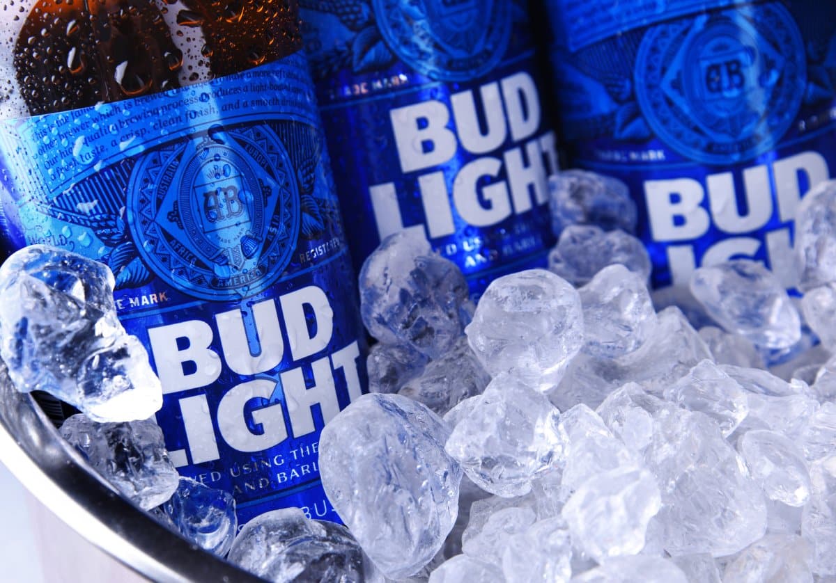 <p><strong>Bud-Light is attempting to rebuild its relations with America’s beer drinkers after a controversial year by splashing the cash on Lionel Messi and the Super Bowl. Will it work? Here’s what we know.</strong></p>