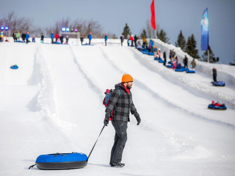 Winterlude 2024 kicks off in style on both sides of the river despite