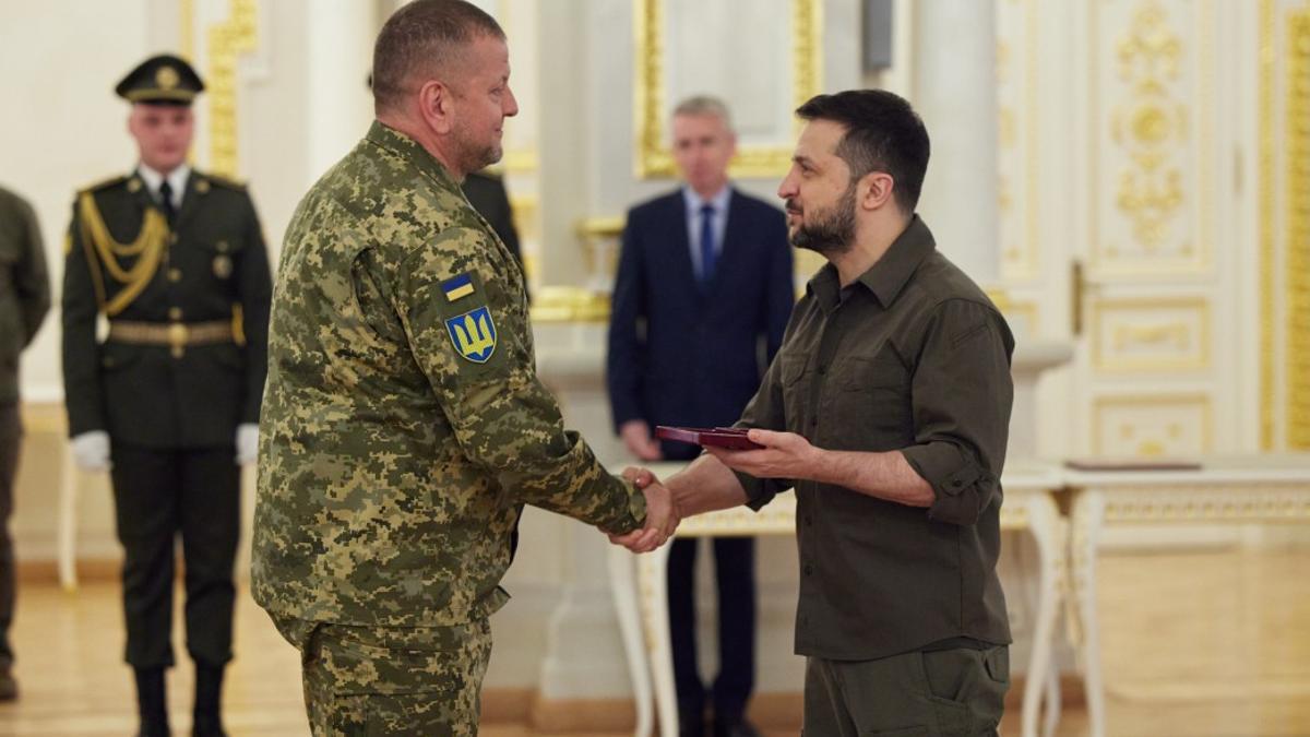 ¿un rival de zelenski?: quién es valeri zaluzhni, el popular jefe del ejército ucraniano