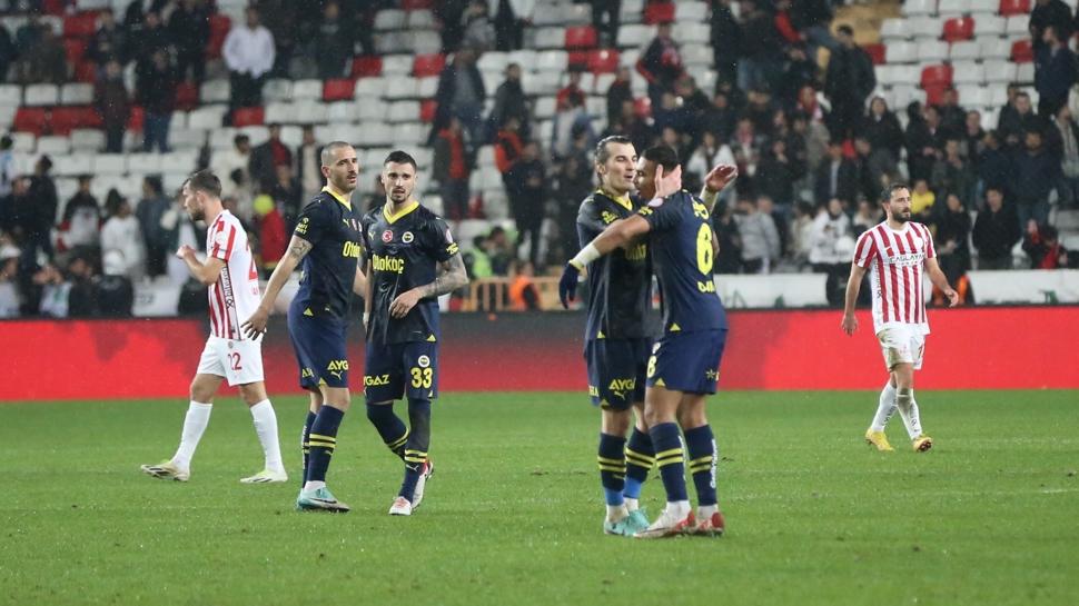 Fenerbahçe Deplasman Yenilmezliği Serisini Sürdürdü