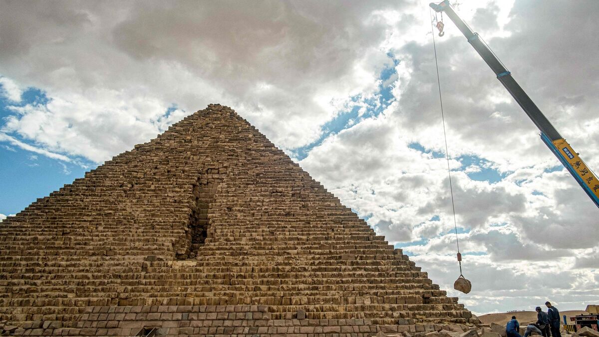 rénovation d’une des pyramides de guizeh : l’égypte revoit sa copie pour calmer la polémique