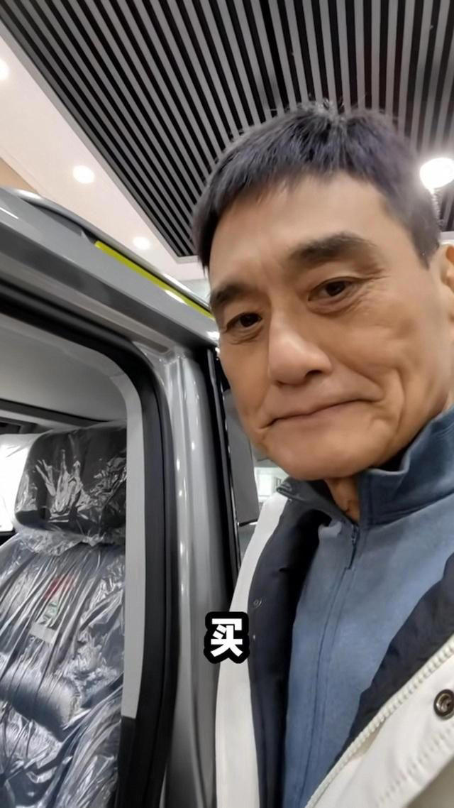 67岁TVB绿叶自曝移居中山，已花20万买车，儿子称其将在当地长居