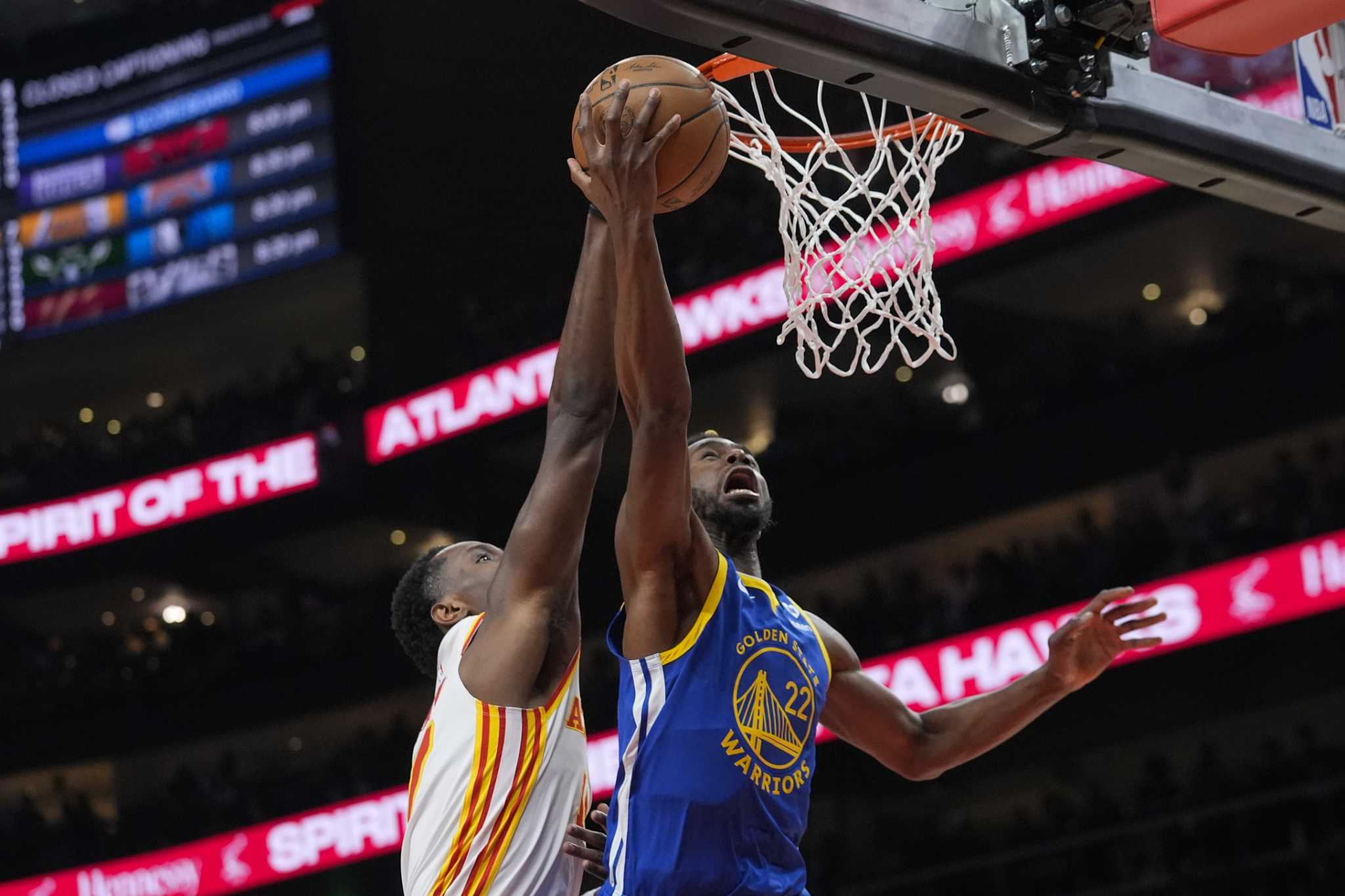 Warriors’ Andrew Wiggins Suffers Sprained Foot Against Hawks