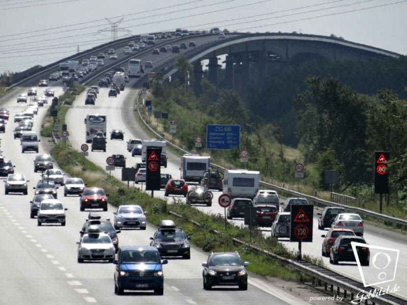 Blitzer Auf Der A100 Aktuell Am Samstag: Raser Aufgepasst! Hier Wird Am ...