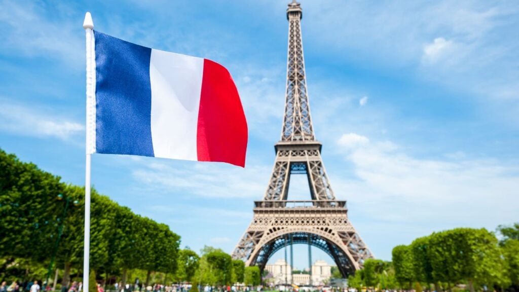 <p>The French accent ranked third in the “sexiest foreign accent” category and received a rating of 34%  in the “most liked” category. Celebrities such as Jodie Foster and Bradley Cooper are fluent in the language and have spoken in French during interviews. The accent varies from region to region within the country.</p>