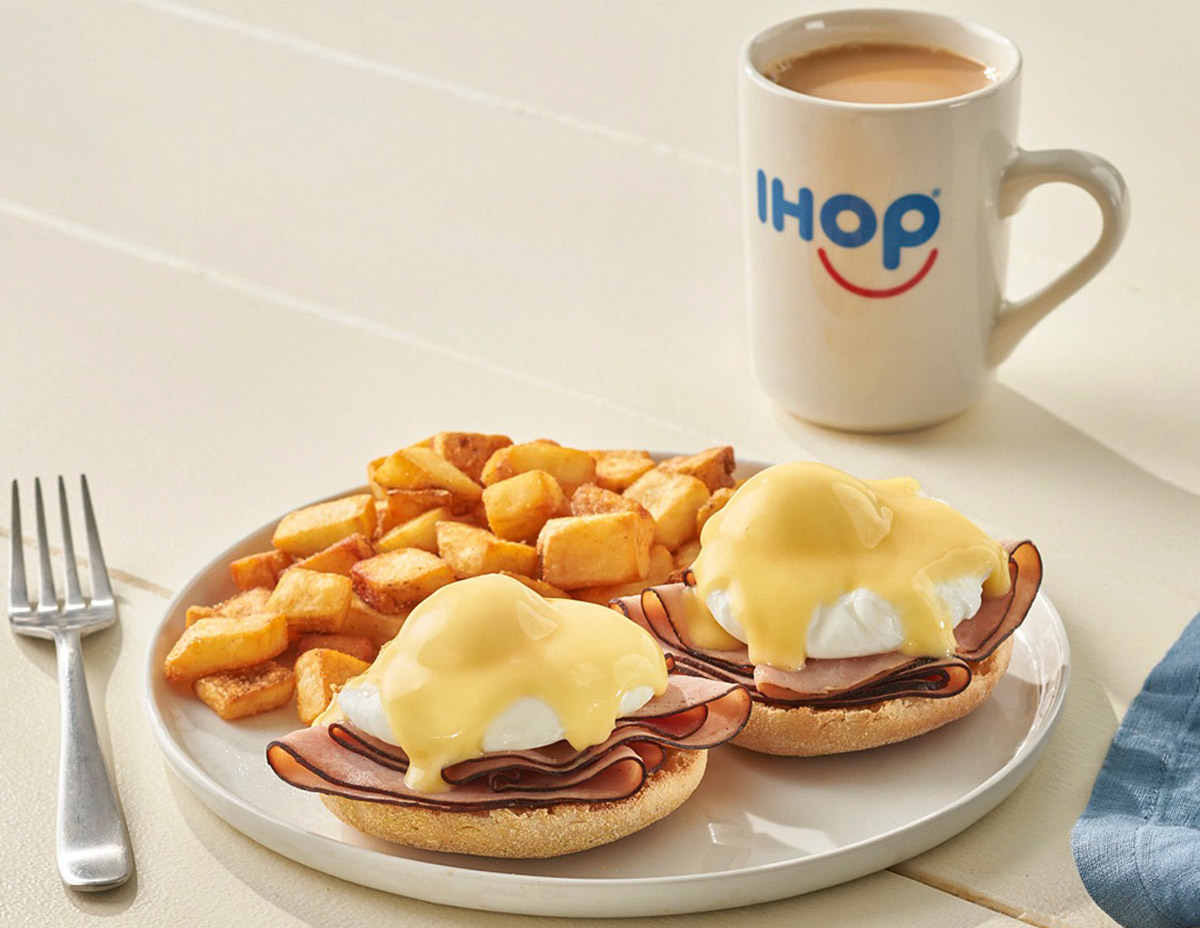 10 Restaurant Chains That Serve The Best Eggs Benedict