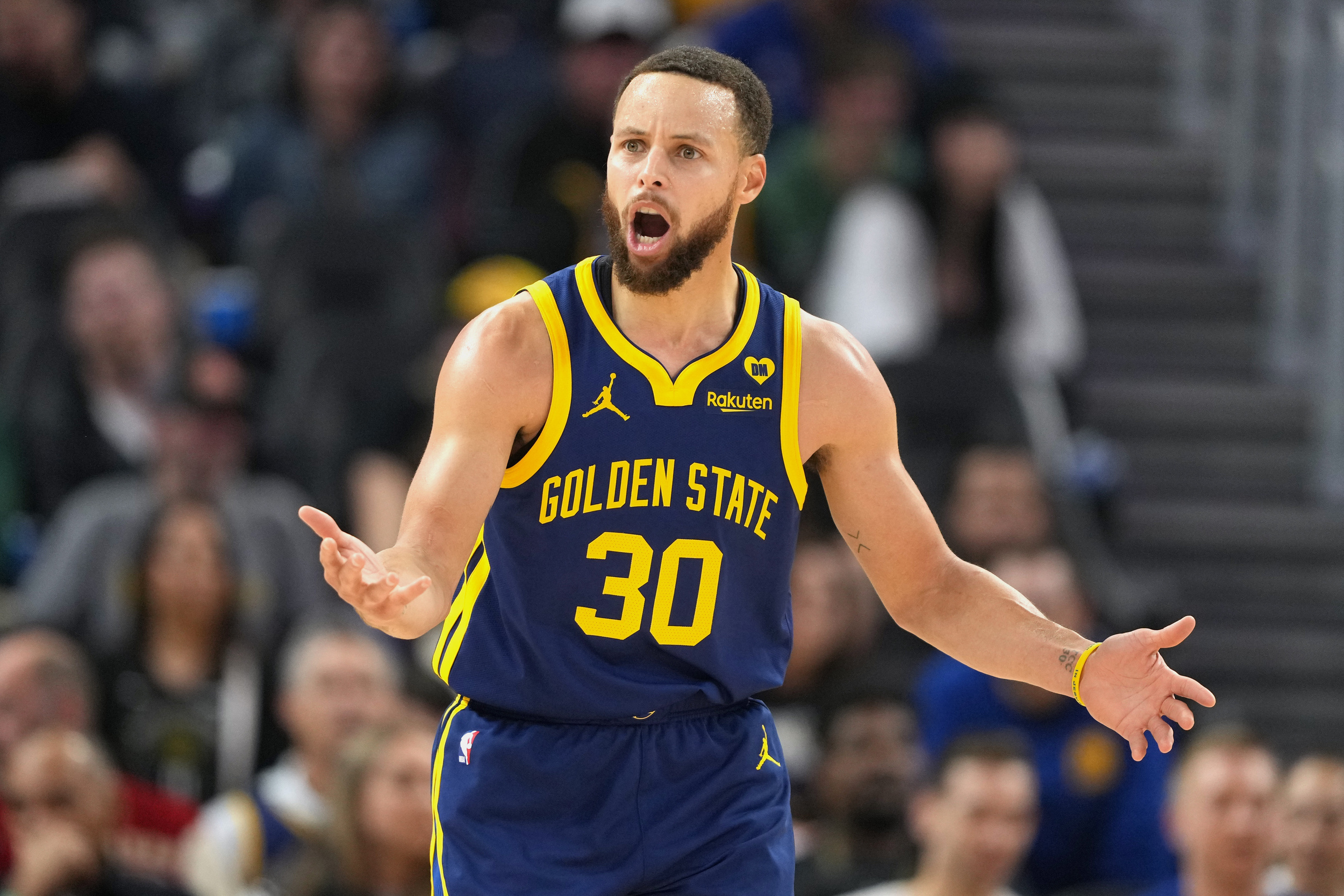 Warriors Lose Despite Steph Curry's 60-point Outburst