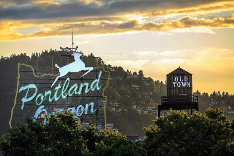 Portland is a weird place, and that’s how the residents like it. Apart from the local cuisine, which is incredibly diverse, and the attractions that are found far and wide, the overall feel of this place is amazing since there’s so much a person can find within the hills.