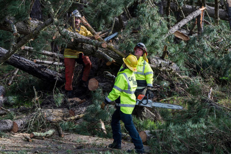 Slideshow: Flooding and mudslide damage in California