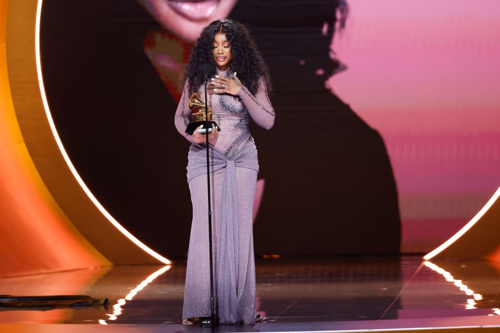 Read SZA S 2024 Grammys Acceptance Speech For Best R B Song   BB1hMhE8.img