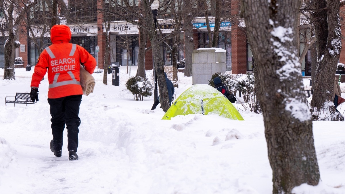 Winter Storm Wreaks Havoc In Canada; Flights Grounded, Schools Closed