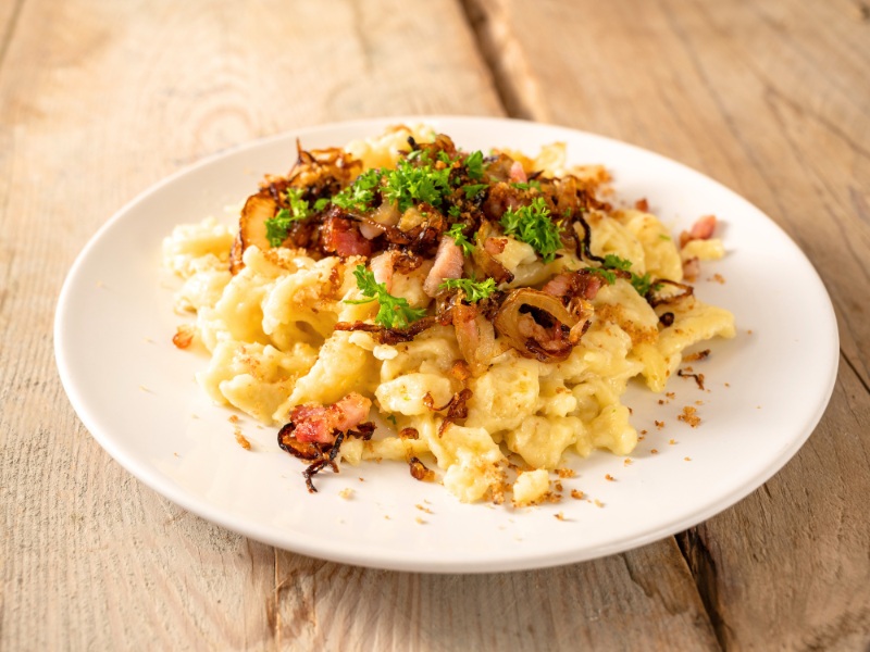 Schnelles Abendessen für die Woche: Käsespätzle aus Fertigspätzlen