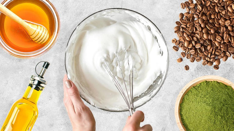 15 Absolute Best Add-ins For Homemade Whipped Cream