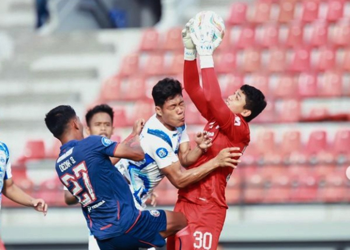 Arema Vs PSIS 1-4, Persib Tergusur Di Klasemen Liga 1