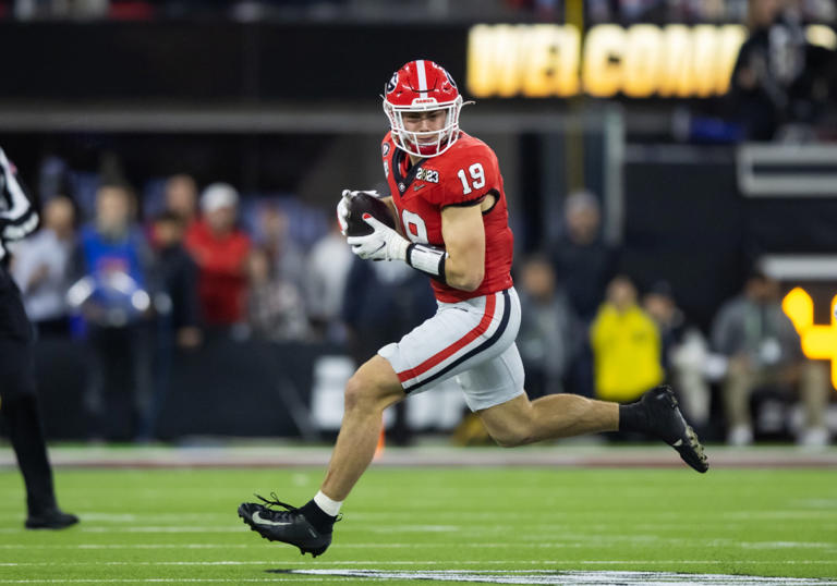 Brock Bowers Falls out of the Top 10 in Latest ESPN Mock Draft