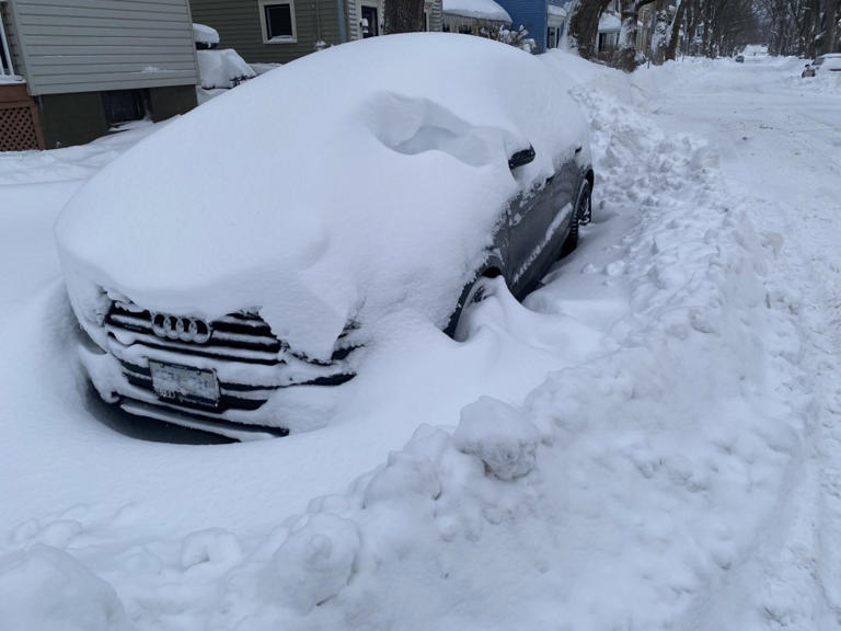 PHOTOS: Record-setting snowstorm drops 100+ cm of snow on Nova Scotia