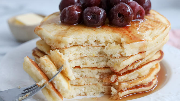 Bright And Fluffy Lemon Ricotta Pancakes Recipe