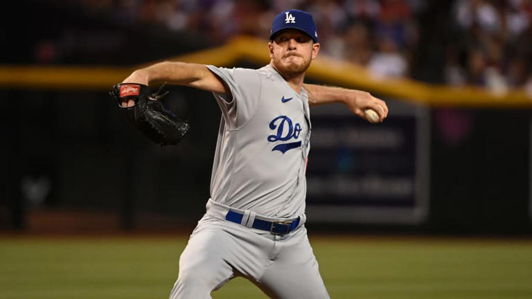 Yankees reportedly add Dodgers lefty reliever to fill bullpen in ...