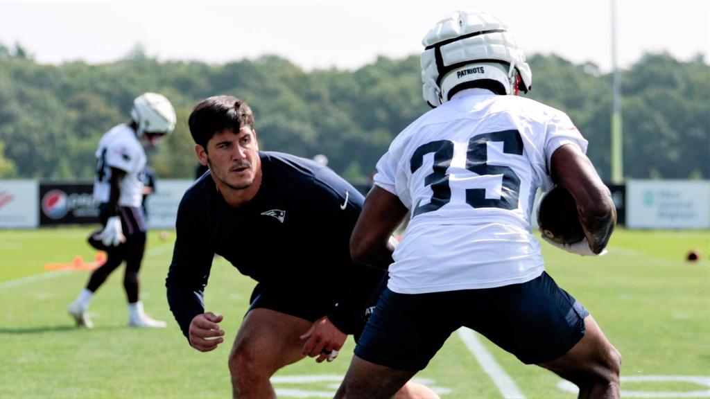 Report: Vinnie Sunseri Leaving Patriots' Coaching Staff, Joining Steve ...