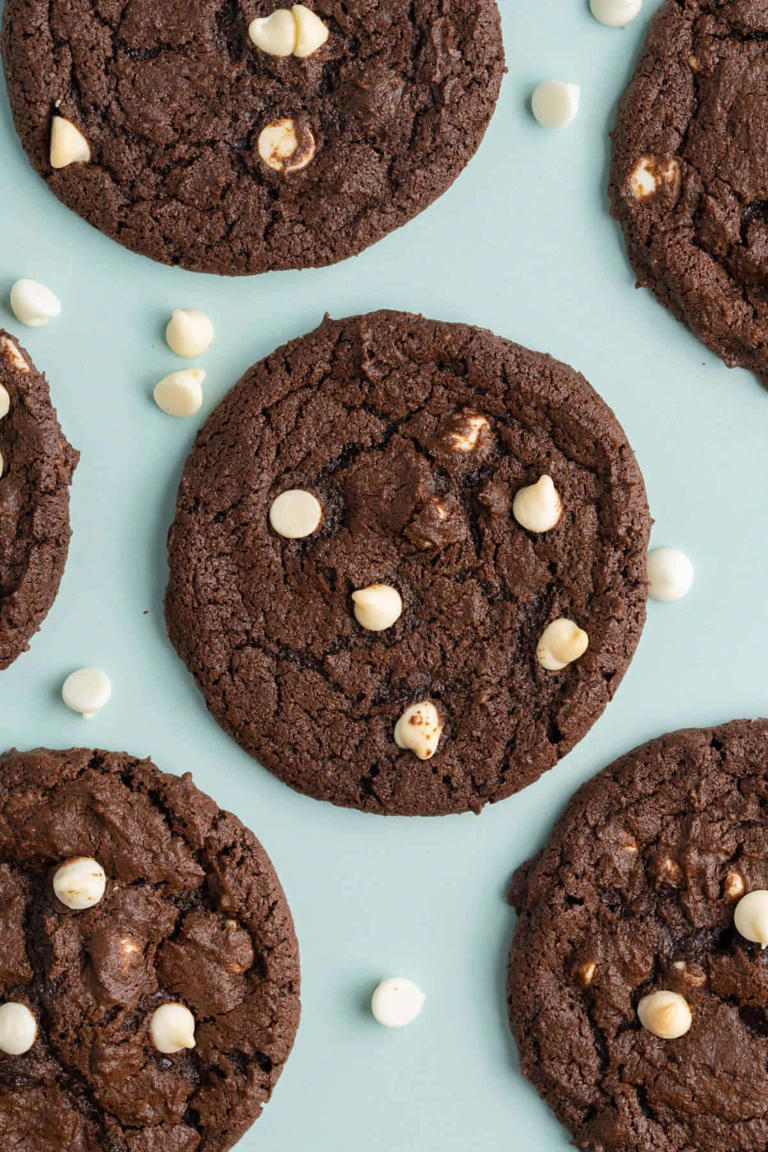 Chewy Chocolate Cookies With White Chocolate Chips