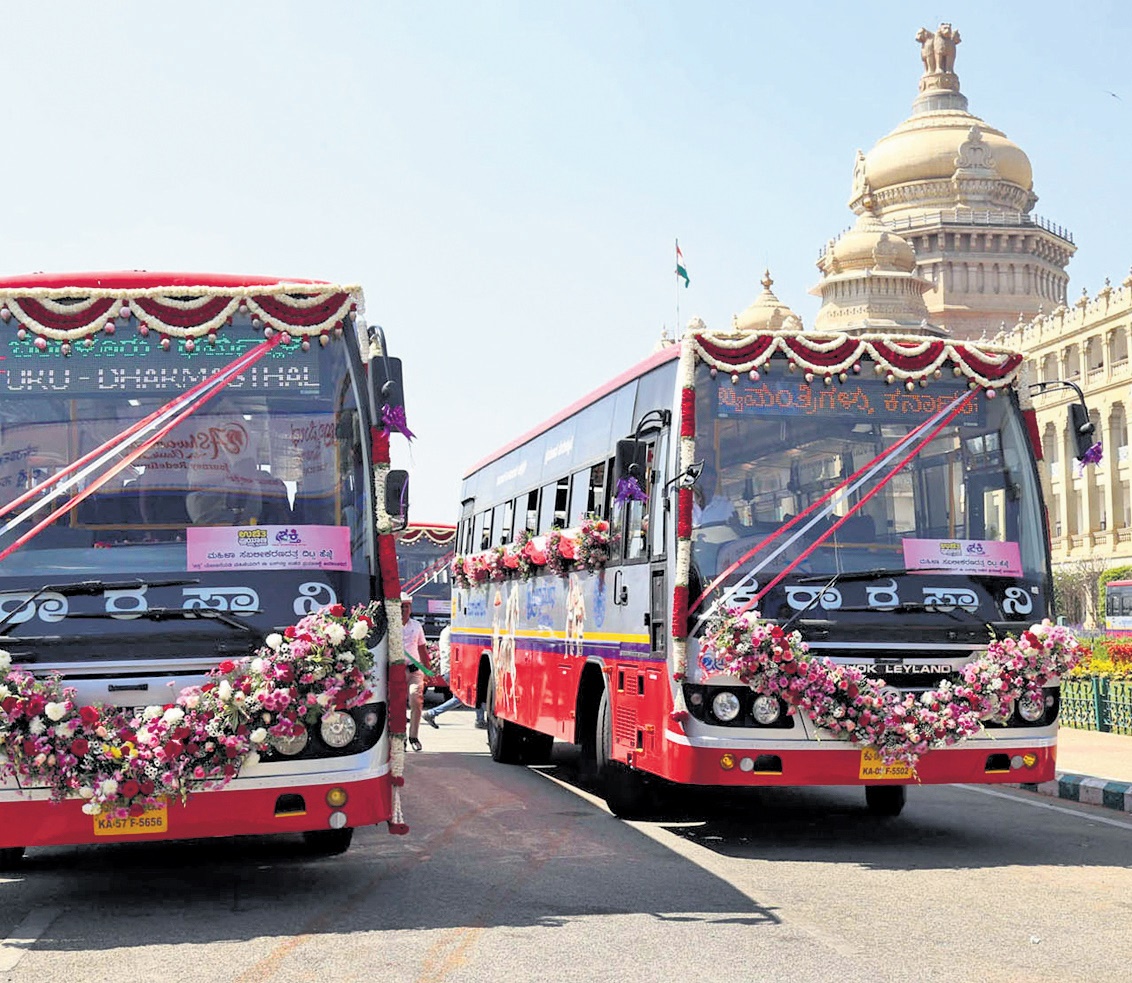 1,000 More Buses To Join KSRTC Fleet This Year: Siddaramaiah