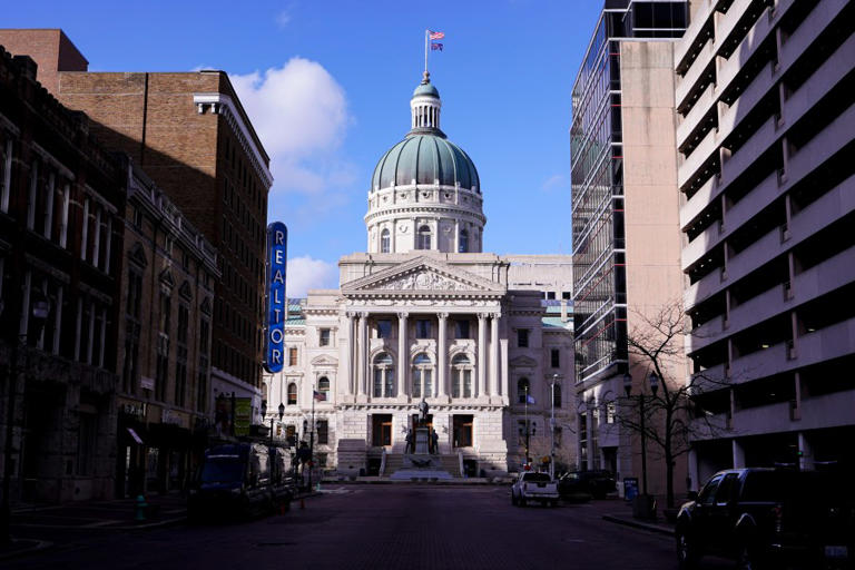 Indiana legislative session hits halfway point; deadlines loom to move