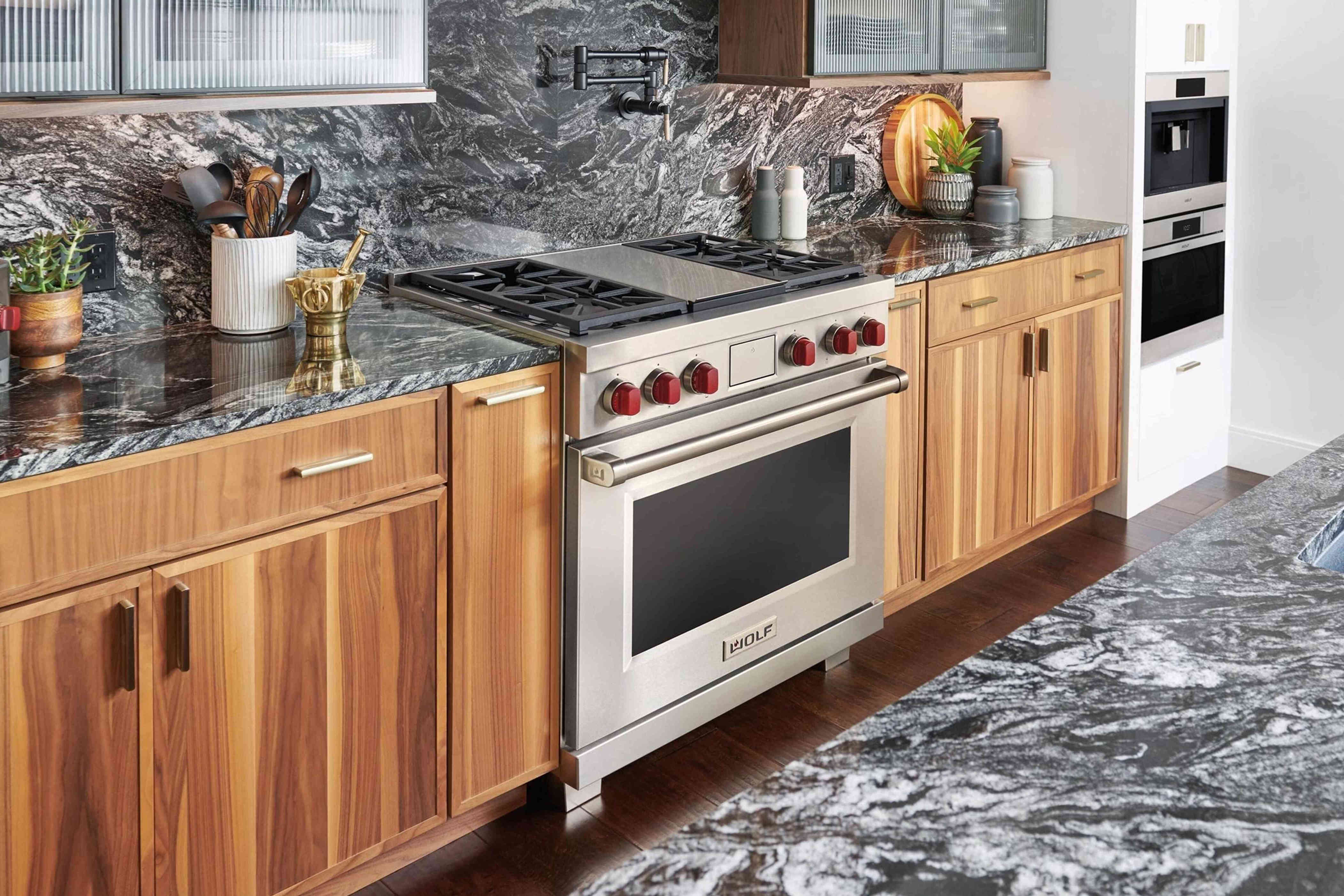 amazon, black friday, the 8 best kitchen appliance brands for 2024, according to editors and experts