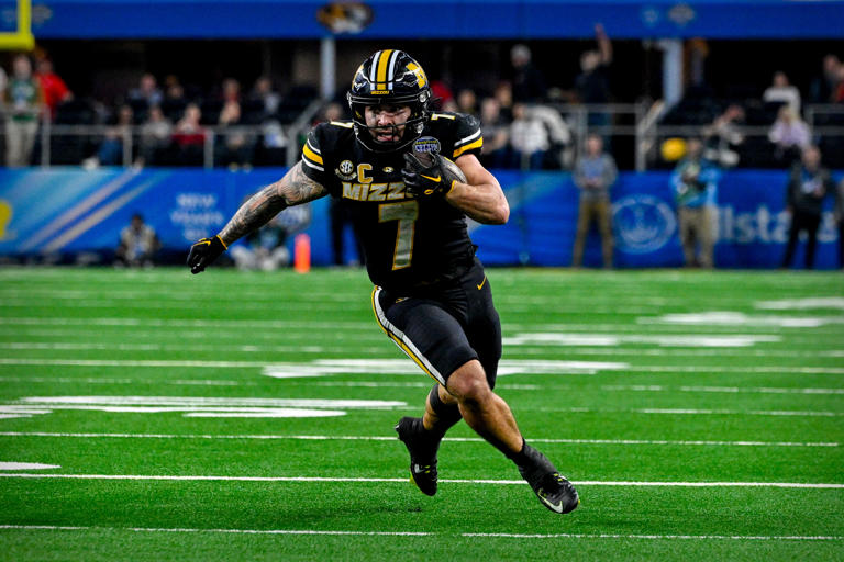 Missouri RB Cody Schrader continues his incredible ascension with a ...