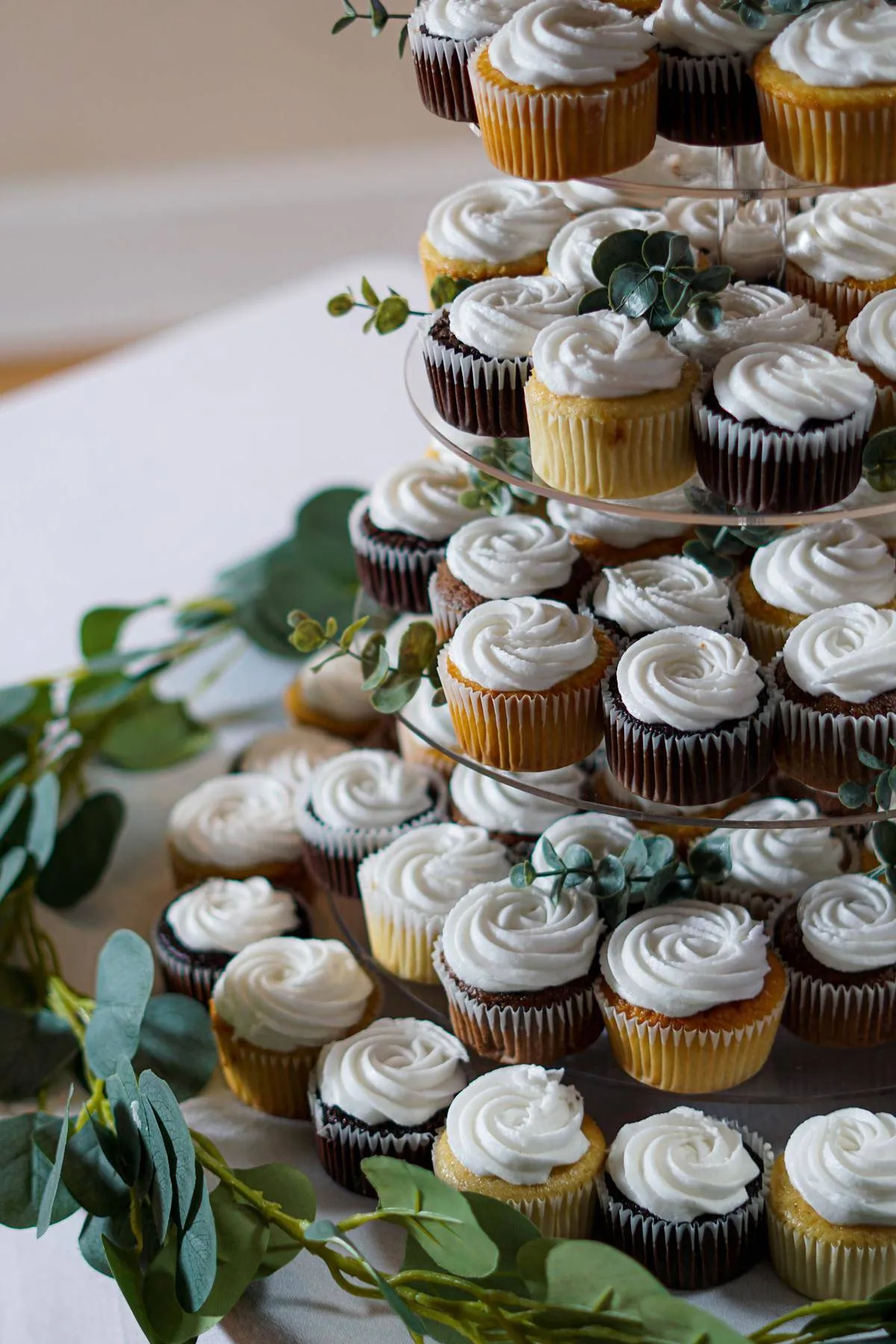 <p>One of the big aspects of wedding planning is food. From hors d'oeuvres to plated meals, wedding cake, late-night drunk food, and edible wedding favors, people eat <i>a lot</i>. In fact, according to <a href="https://www.theknot.com/content/average-cost-wedding-catering" rel="noopener noreferrer">The Knot</a>, catering costs $70 per guest, so it’s easy to see how a wedding bill can quickly add up. If you’re partaking in food that is meant to be shared among guests (like cupcakes or drunk food) make sure you take your fair share and leave enough for others. </p> <p>My friend/bridesmaid had a candy bar as her wedding favor and it was all gone before I got there. Five years later and I’m <i>still</i> bitter about it.</p>