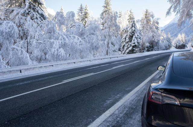 Top EV models go head-to-head in ultimate range test with frigid ...