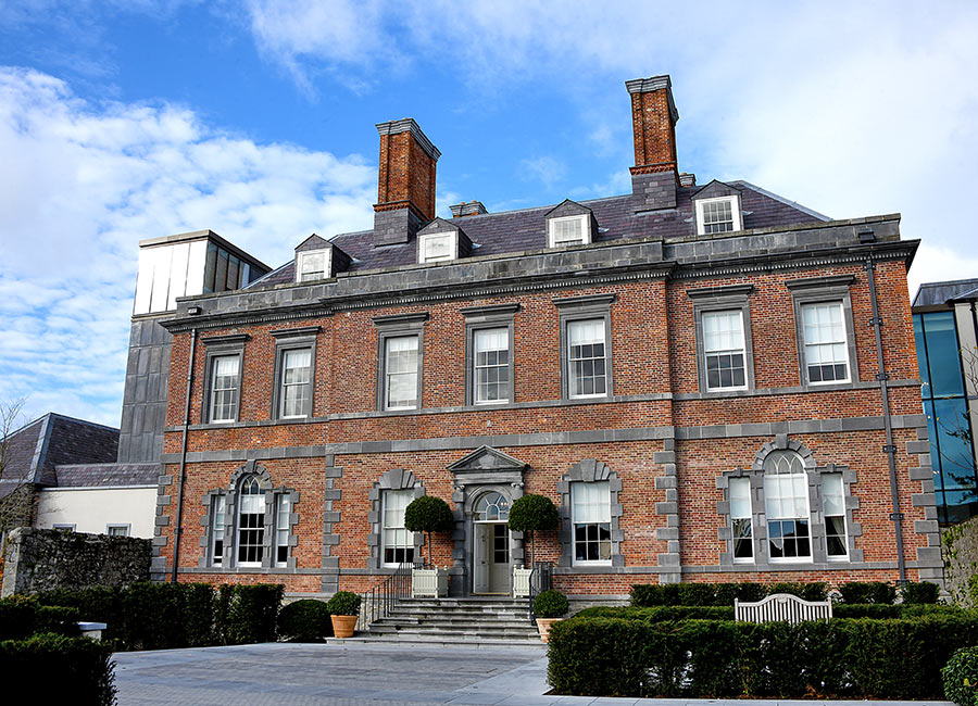 cashel palace's billionaire owners have a sweet link to their luxury hotel